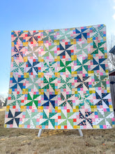 Load image into Gallery viewer, Spinwheel Quilt Pattern