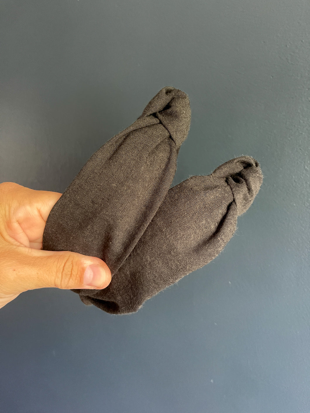 Charcoal Yarn Dye Topknot Headband
