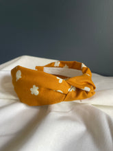 Load image into Gallery viewer, Popcorn in Caramel Topknot Headband
